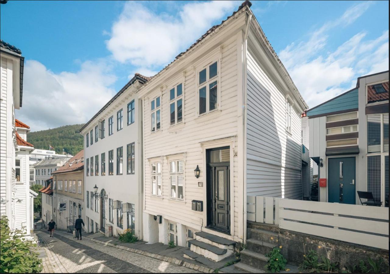 Bergen City Center Apartment Екстер'єр фото