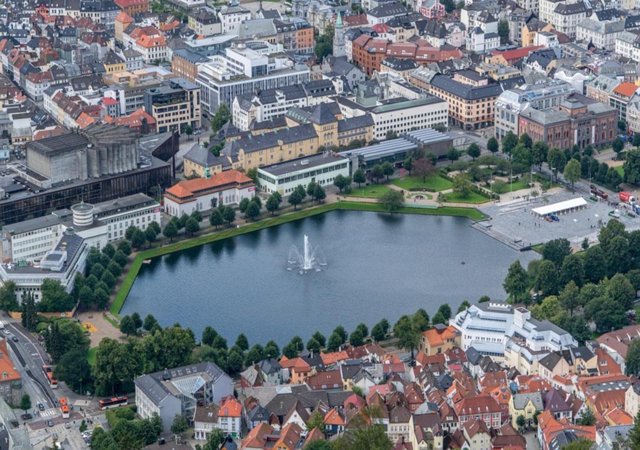 Bergen City Center Apartment Екстер'єр фото