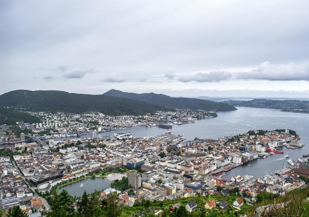 Bergen City Center Apartment Екстер'єр фото