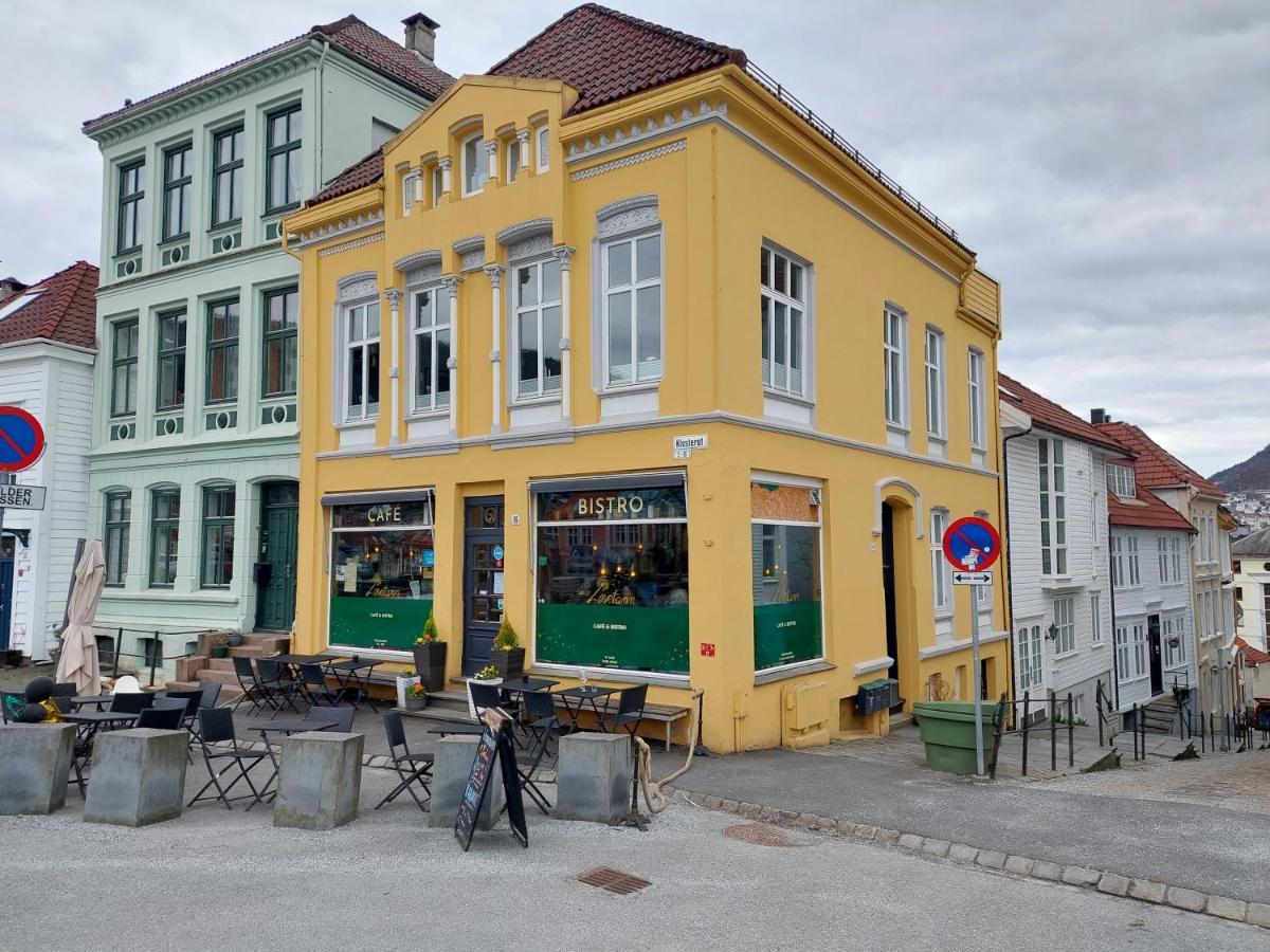 Bergen City Center Apartment Екстер'єр фото